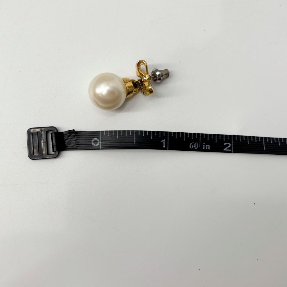 Lot of 3 Pairs Vintage Gold Tone Pearl Earrings – Bow, Hoop & Stud Styles - Picture 7 of 8
